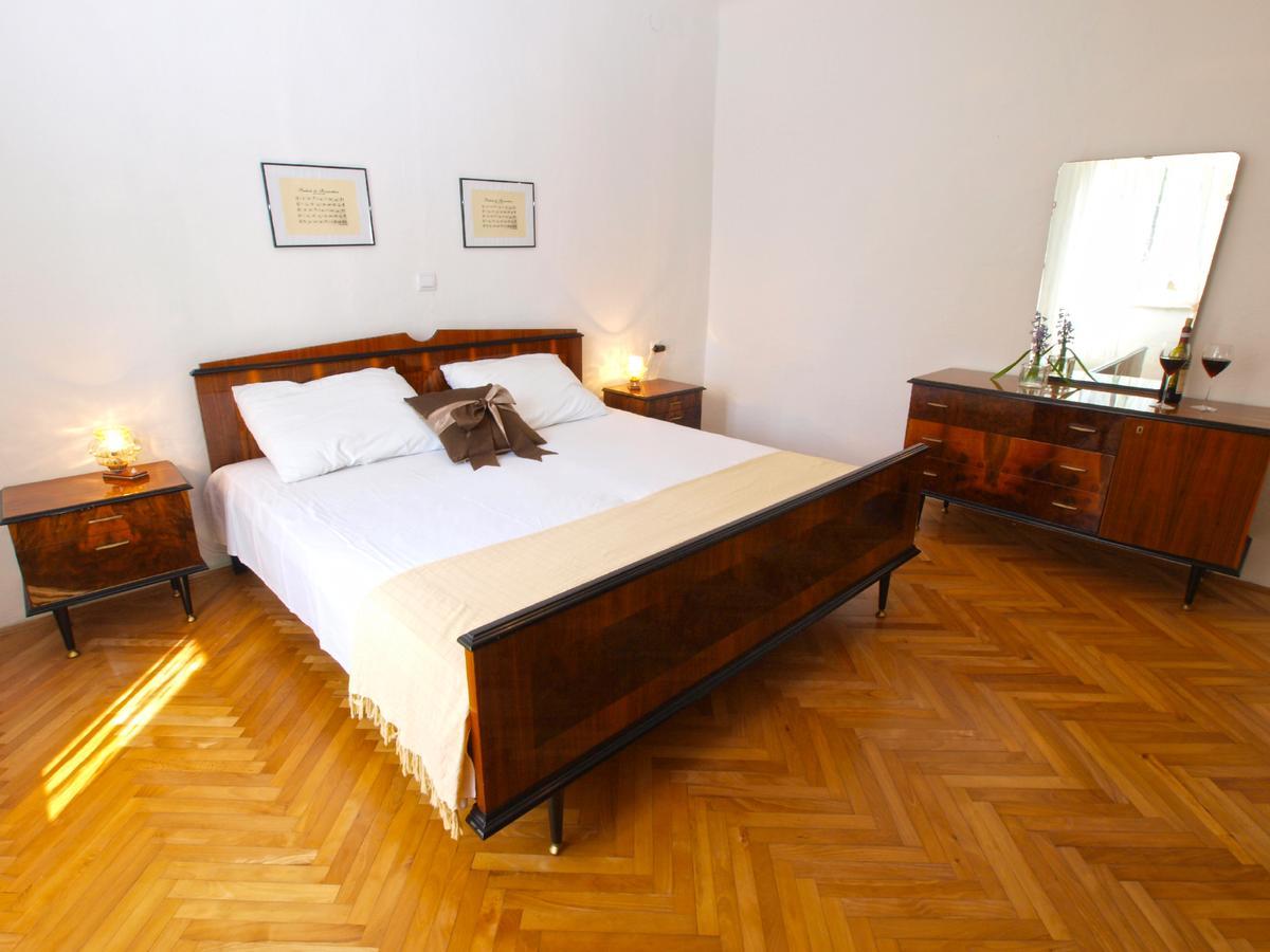 Villa House 1037 à Fažana Extérieur photo